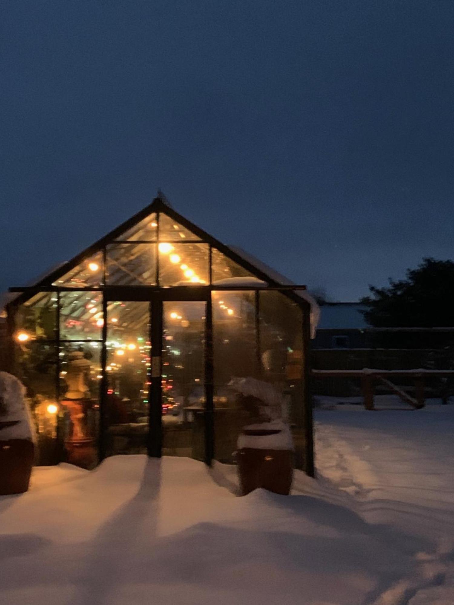 Dungeness Barn House Bed And Breakfast At Two Crows Farm Sequim Exteriör bild