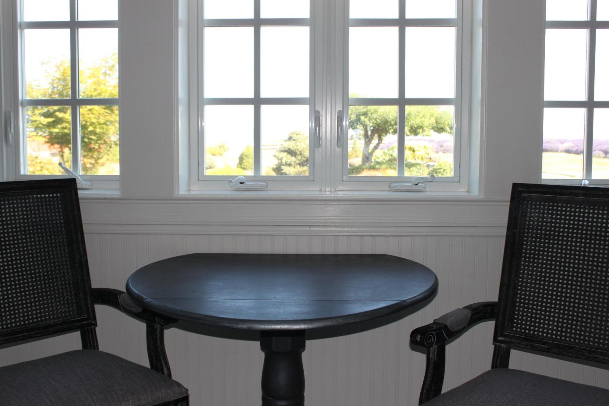 Dungeness Barn House Bed And Breakfast At Two Crows Farm Sequim Exteriör bild