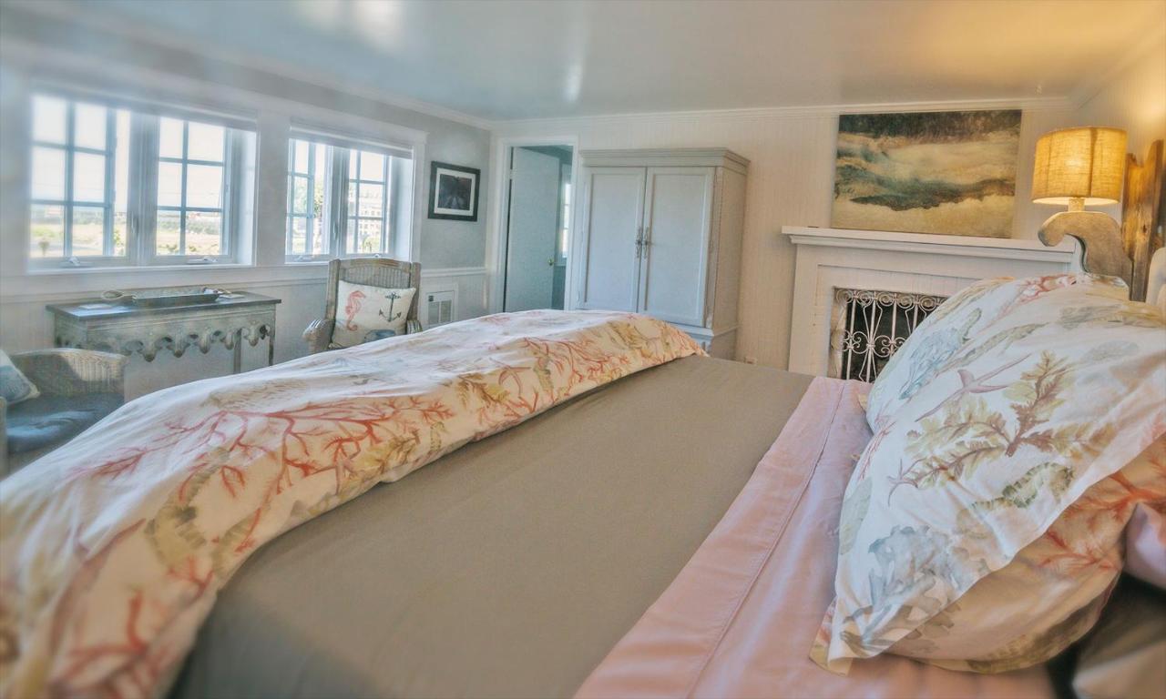 Dungeness Barn House Bed And Breakfast At Two Crows Farm Sequim Exteriör bild